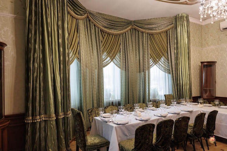 Каминный зал в «Экотель Богородск & SPA» фотография №2