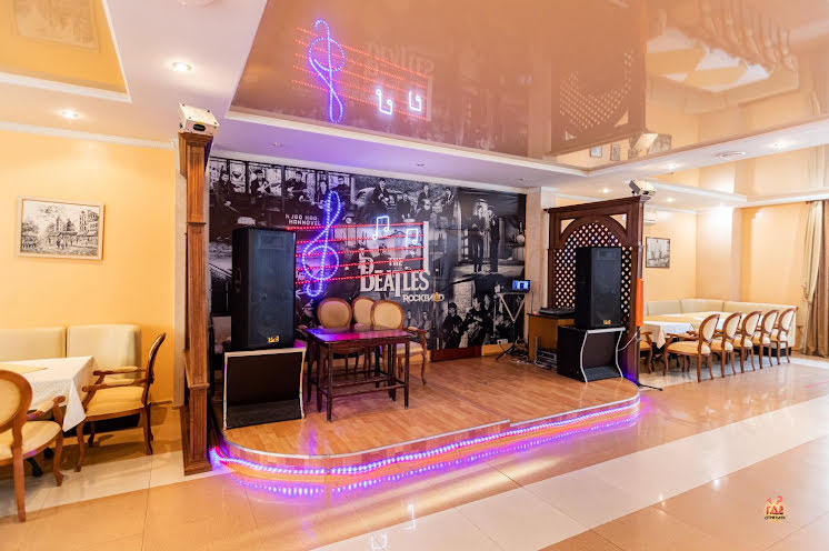 Основной зал в «Ретро» фотография №17