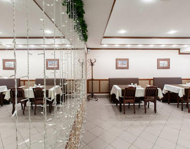  ресторан Дубки