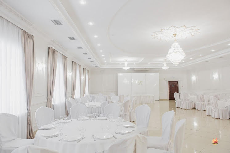 Зал "Королевский" в «Версаль» фотография №17