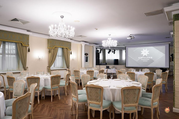 Зал «Дворянское гнездо» в «Евразия» фотография №1