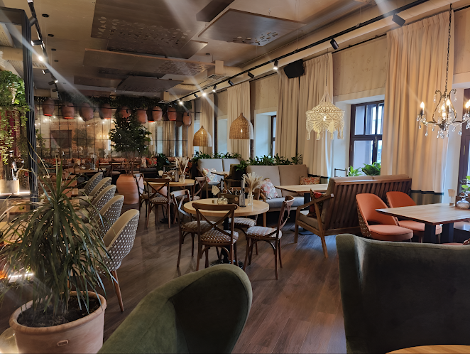 Первый зал в «Хачапури Марико на Пушкина» фотография №2