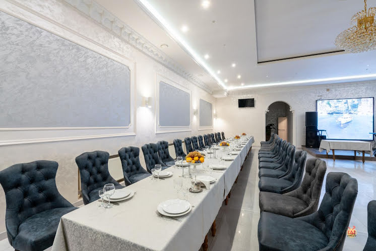 Зал ресторана  в «Зеленая роща» фотография №15