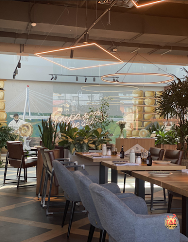 Малый зал  в «Сыроварня» фотография №5