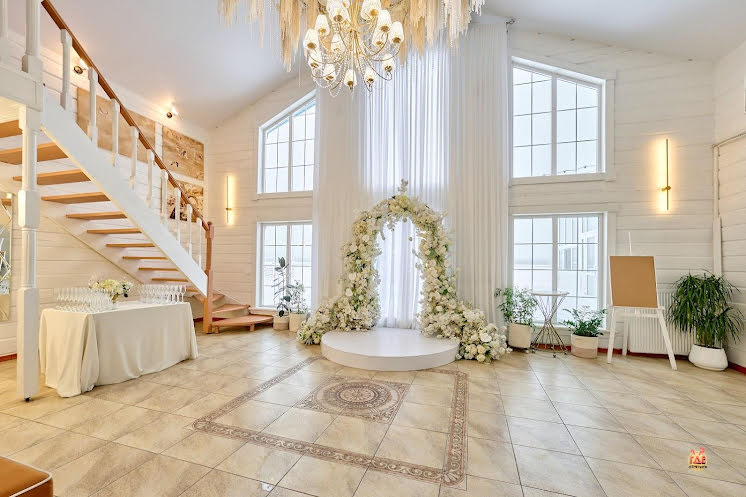 Основной зал в «Ялта» фотография №7