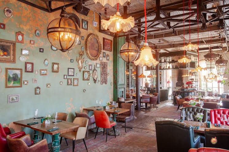 Основной зал в «Казбек» фотография №16