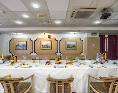 Новый год в Чайка и Бурлак