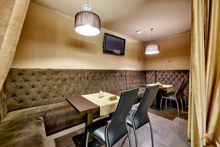 Основной зал  в «Адам и Ева» фотография №12