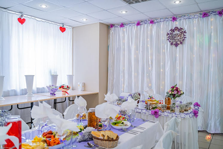 Банкетный зал в «Люкс» фотография №7