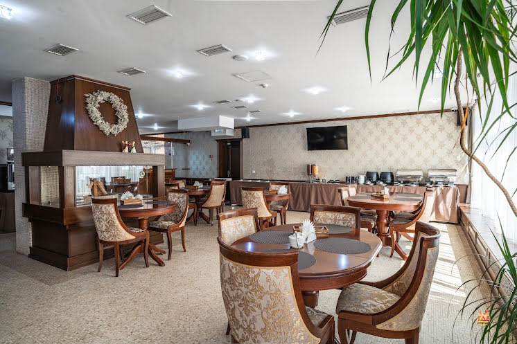 Основной зал в «Горная Резиденция» фотография №5