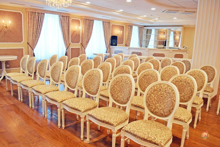 Золотой зал в «Столица деревень» фотография №5