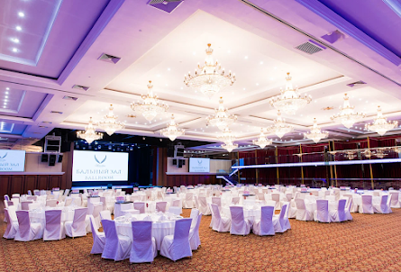 Зал «Бальный» в Зал «Лермонтов»