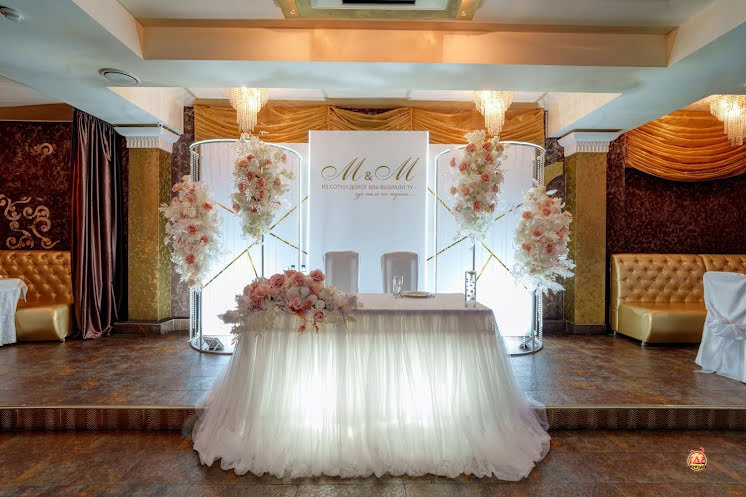 Золотой зал в «Буржуй» фотография №5