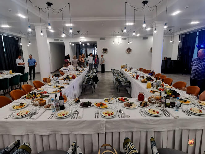 Нижний зал  в «Комбинат Питания на Пушкина» фотография №1