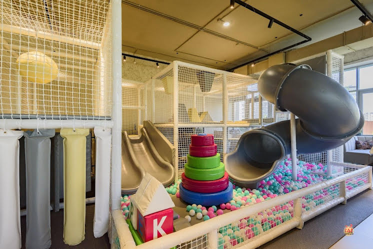 Основной зал  в «Pepperoni на Анаса Тазетдинова» фотография №13