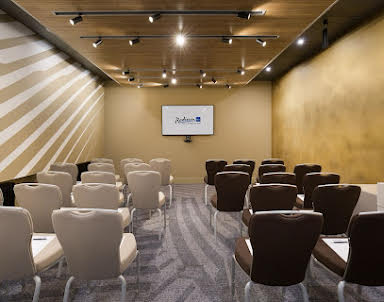  ресторан Radisson Blu