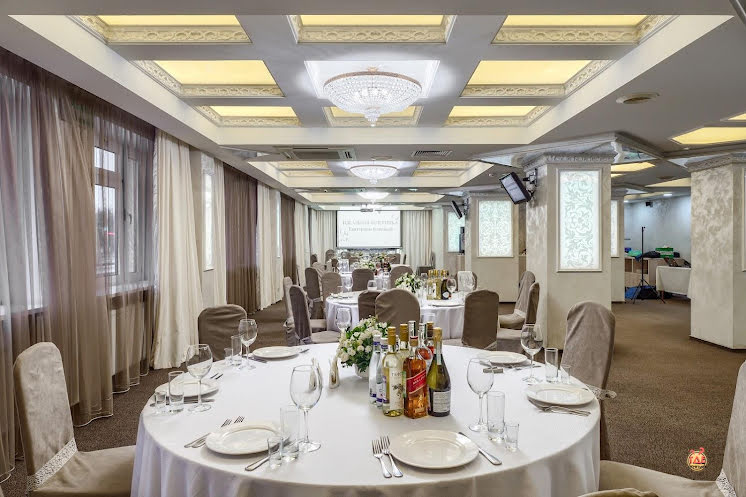 Ресторан «Бурлак» в «Чайка и Бурлак» фотография №1