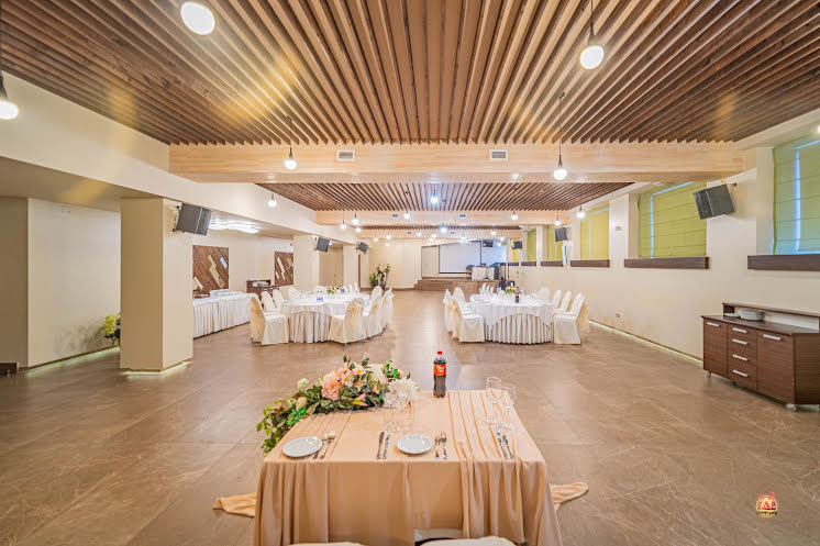 Ореховый зал в «Attimo» фотография №14