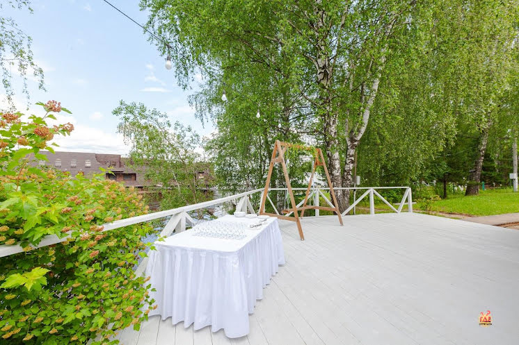 Сосновый бор в «Солнечный Берег» фотография №2