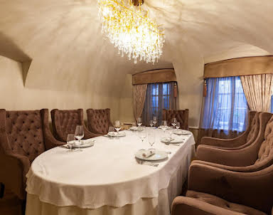  ресторан Гусятникоff