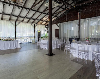  ресторан Двин Холл