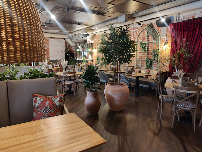 Первый зал в «Хачапури Марико на Пушкина» фотография №5