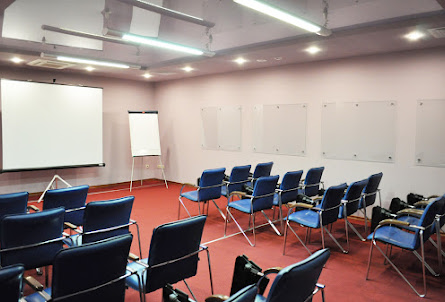 Конференц-зал «Класс» в Переговорная VIP-зона