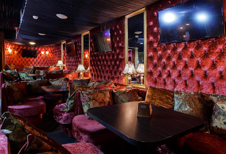 Танцевальный зал в Танцевальный зал