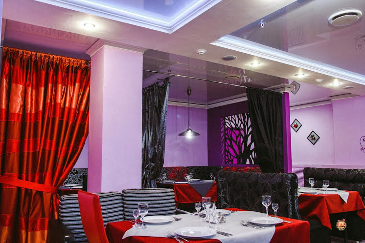 Основной зал в «На Садовой» фотография №3