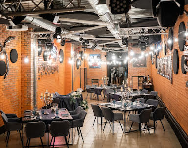 Новый год в 9PARROTS