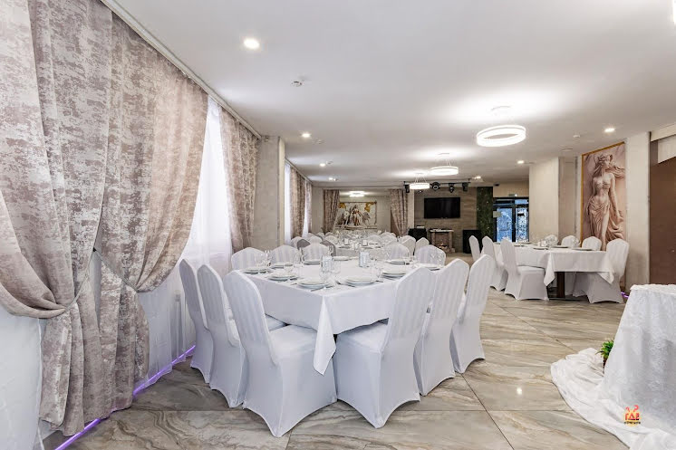 Основной зал в «Шоколад» фотография №17