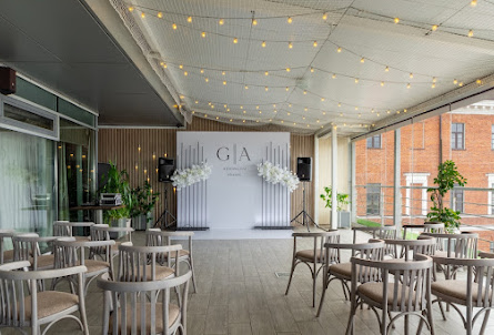 Веранда ресторана в Малый зал ресторана 