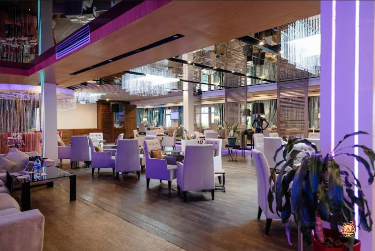 Основной зал в «Светлый» фотография №19