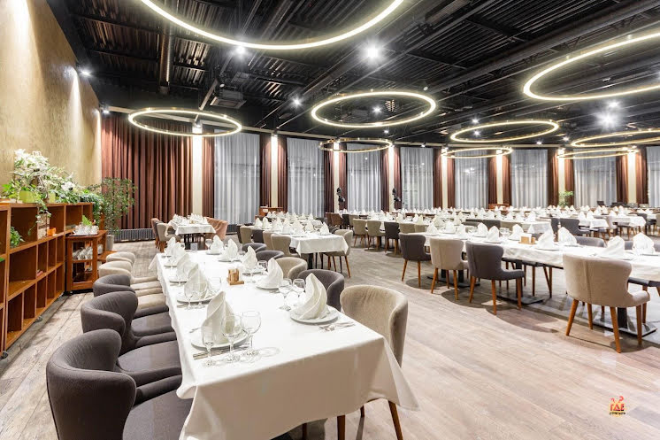 Большой зал в «Ассамблея» фотография №5