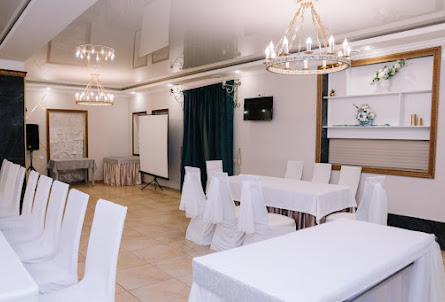 Зал №1 в Зал №2