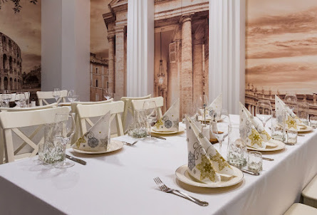 Зал «Белый» в Зал «Золотой»