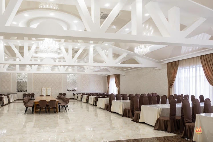 Зал на 400 человек в «Вечерний Баку» фотография №5