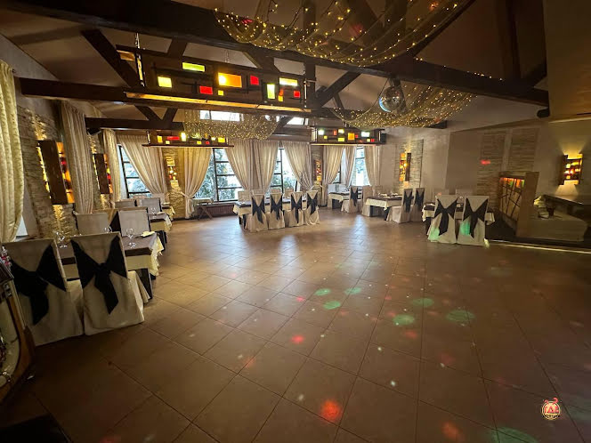 Большой зал в «Пироговский дворик» фотография №1