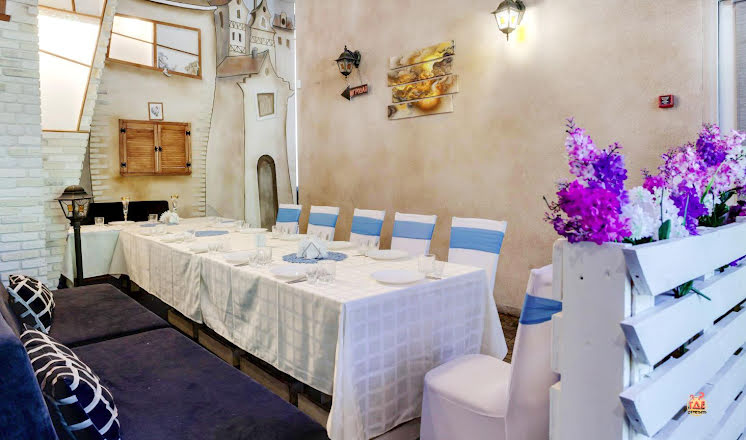 Центральный зал в «В Окошках» фотография №4