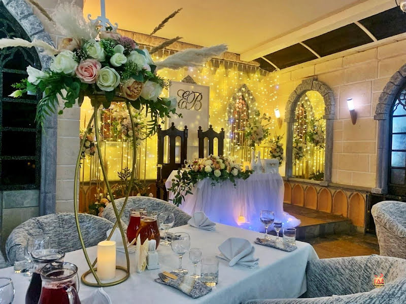 Замок в долине фотография №16