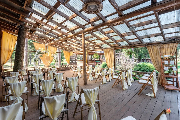 Малый зал с верандой в «Конюшня» фотография №13