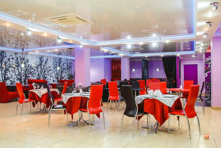 Основной зал в «На Садовой» фотография №2