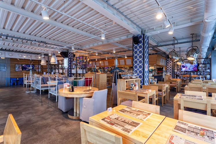 Основной зал в «BEERMAN на речке» фотография №1