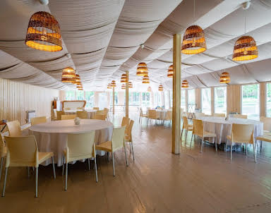  ресторан Apple Hill