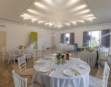  ресторан Своя Среда