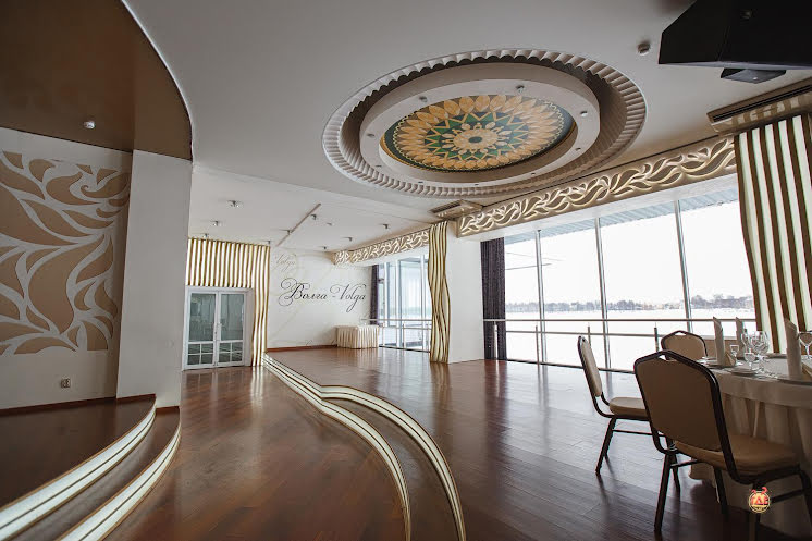 Большой банкетный зал в «Волга & Ванильное небо» фотография №13