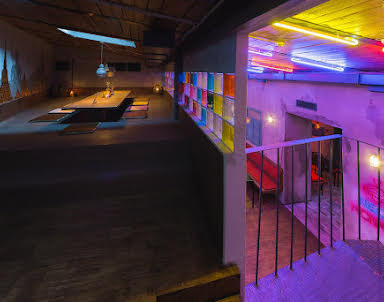  ресторан Neon monkey