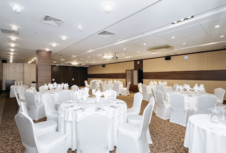 Зал «Лагуна» в Зал «Монте-Карло»