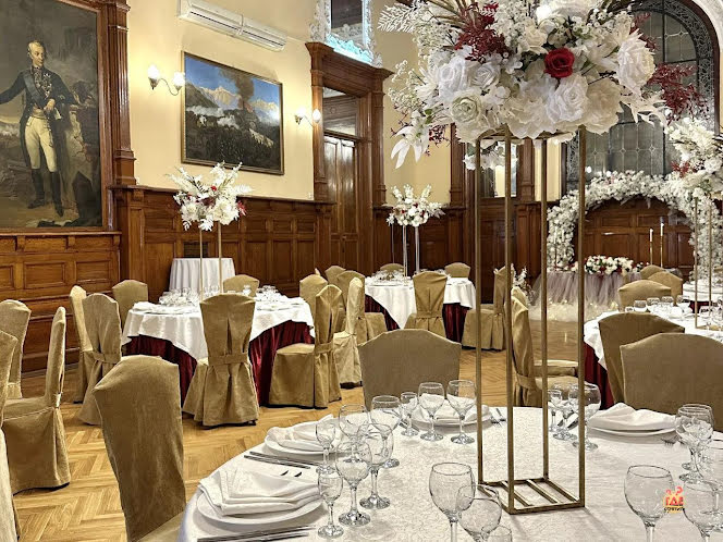 Зал "Дубовая гостиная" в «Офицерское собрание» фотография №1