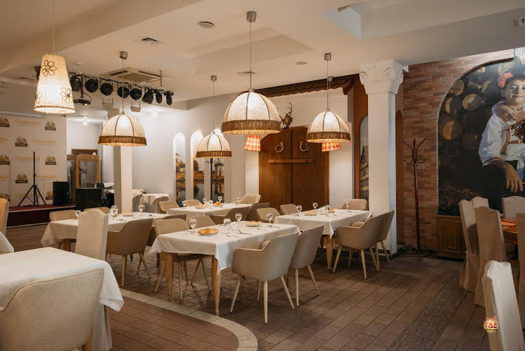 Ресторан "Стерлядка" в «Подворье замка» фотография №3